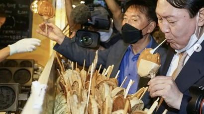 尹도 먹은 경주 '십원빵', 화폐 도용 이어 이번엔 원조 논란
