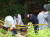 11일 오후 전남 광양시 한 마을 인근 야산 기슭에서 전남경찰청 관계자들이 생후 이틀만에 암매장 된 영아 사체를 찾기 위해 발굴조사를 진행하고 있다. 프리랜서 장정필 