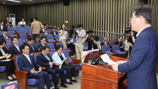 "우리라도 나서자" 민주당 의원 31명 '불체포특권 포기' 선언