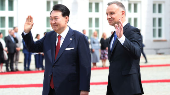 윤 대통령 “한국·폴란드, 우크라 재건 최적의 파트너”