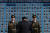 윤석열 대통령이 지난 15일(현지시간) 키이우 전사자 추모의 벽을 찾아 묵념하고 있다. [뉴시스]