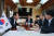 우크라이나를 전격 방문했던 윤석열 대통령이 지난 15일(현지시간) 폴란드 바르샤바로 돌아오는 열차 내에서 호우 대책회의를 주재하고 있다. [연합뉴스]