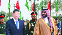 미국 보란듯…사우디·UAE, 중국에 ‘오일머니’ 쏟아붓는다