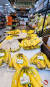 전남 순천농협의 한 파머스마켓에서 수입산 바나나가 판매되고 있다. 프리랜서 장정필