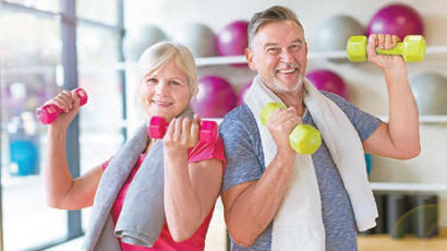 [시선집중] 나이 들수록 지켜야 하는 근육 … 운동과 단백질 섭취 중요해요 