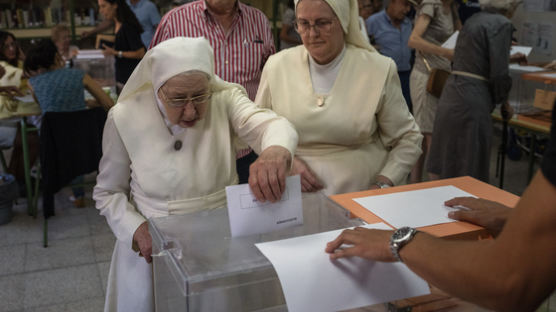 [사진] 스페인 총선 … 극우파, 정권 참여하나