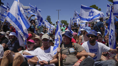 [사진] 이스라엘 의회 ‘사법부 무력화’ 법안 가결