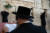 지난달 이스라엘 예루살렘 구시가지의 '통곡의 벽'에서 초정통파 유대인들이 기도하고 있다. AFP=연합뉴스