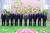 26일 리훙중(왼쪽 다섯번째) 중국 전인대 부위원장을 단장으로 하는 중국 당·정 대표단이 만수대의사당에서 최용해(사진 오른쪽 다섯번째) 최용해 북한 국무위원회 제1부위원장 겸 최고인민회의 위원장과 기념사진을 찍고 있다. 조선중앙통신