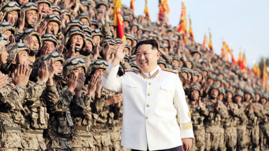 [속보] 北열병식에 김정은 참석…중국·러시아 대표단도 주석단에