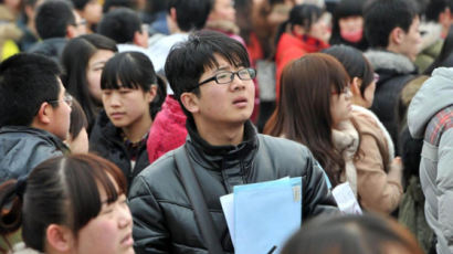 ‘둘 중 하나는 논다?’ 중국 실업률 생각보다 심각한 이유