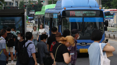 “버스비 25% 오른다, 뚜벅이 부담”…알뜰교통카드로 ‘짠테크’