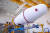러시아 연방우주공사 로스코스모스가 오는 11일(현지시간) 루나-25 달 착륙선을 발사할 소유즈 로켓이 조립됐다고 7일 밝혔다. 사진은 조립을 마친 소유즈 로켓의 모습. AFP=연합뉴스