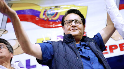 [속보] "에콰도르 대선후보, 선거운동 중 총격 피살"