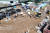 11일 대구 군위군 효령면 병수리에서 태풍 '카눈'의 영향으로 피해를 본 주민들이 복구작업을 하고 있다. 연합뉴스