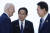 지난 5월 일본 히로시마에서 열린 G7(주요 7개국) 서밋에 참석한 조 바이든 미국 대통령이 기시다 후미오 일본 총리, 윤석열 대통령과 환담을 나누고 있다. AP=연합뉴스,