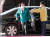 윤석열 대통령이 신형 민방위복을 착용한 채로 서울 용산구 대통령실로 출근하고 있다. [뉴스1]