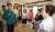 지난달 21일 김태흠 충남지사가 집중호우 수해를 입은 충남 공주 옥룡동을 방문해 주민을 위로하고 지원을 약속하고 있다. 뉴스1