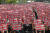 지난 26일 국회 앞에서 전국교사일동이 연 '국회 입법 촉구 추모집회' 참가자가 팻말을 들고 있다. 연합뉴스