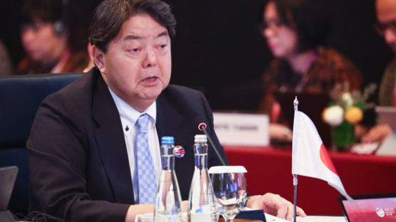 日수산물 수입 중단한 중국…日외무상 'WTO 제소 가능성' 시사