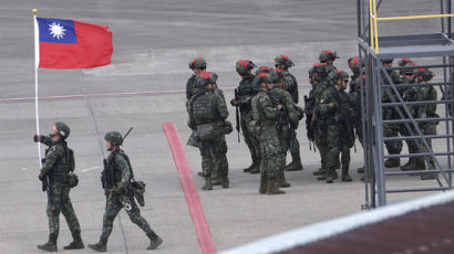 美, 대만에 '주권국 정책' 통한 군장비 지원 첫 승인…中 반발