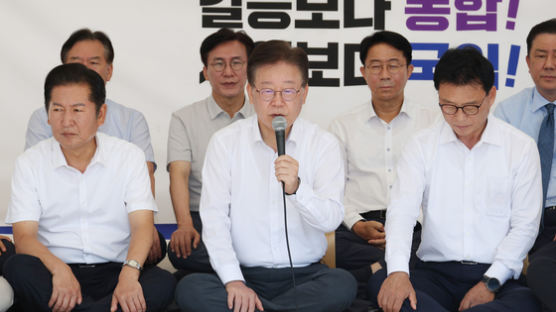 文 '단식 선언' 이재명에 격려 전화 "尹정부 폭주 너무 심해" 