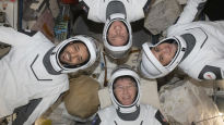 스페이스X 우주비행사 4명, 186일의 여정 마치고 지구로