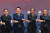 윤석열 대통령이 6일 인도네시아(현지시간) 자카르타 컨벤션 센터(JCC)에서 열린 아세안+3(한중일) 정상회의에서 기시다 후미오 일본 총리(왼쪽), 리창 중국 총리(오른쪽), 조코 위도도 인도네시아 대통령과 기념촬영을 하고 있다. 연합뉴스