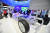 독일 뮌헨에서 열린 2023 국제 모터쇼(IAA MOBILITY 2023)에서 중국 전기차(EV) 배터리 제조사 닝더스다이(寧德時代·CATL)가 새로운 리튬인산철(LFP) 배터리 ‘선싱(神行)’을 공개했다. 신화통신