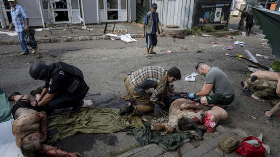 블링컨 키이우 방문한 날…러, 우크라이나 공격해 16명 사망