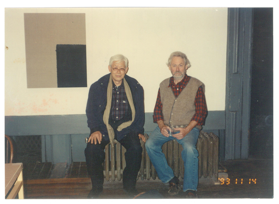 1993년 뉴욕 소호에 있는 도널드 저드의 갤러리에서 만난 윤형근(왼쪽)과 저드. [사진 김인혜}