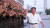 김정은 북한 국무위원장이 지난 10일 김일성광장에서 열린 민방위 무력 열병식에서 참가자들과 기념사진을 촬영했다고 조선중앙TV가 11일 보도했다. 연합뉴스