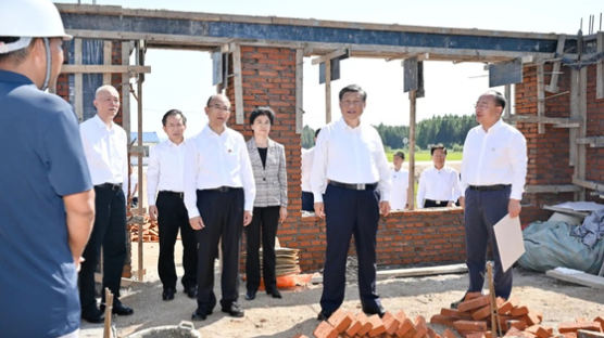 [CMG중국통신] 태풍 피해 지역 방문한 시진핑, “국가가 전폭적으로 지원할 것”