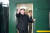김정은 국무위원장이 10일 오후 러시아 방문을 위해 전용열차로 평양을 출발하는 모습. 노동신문, 뉴스1