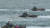 제73주년 인천상륙작전 기념식이 열린 15일 오전 팔미도 앞 해상에서 열린 해병대가 침투용 고무보트를 이용 팔미도 해안으로 침투하는 재연행사를 하고 있다. 심석용 기자