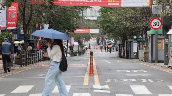 "다 죽는다" 연세로 '차 없는 거리'에 서울시∙서대문구 충돌, 왜 