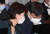 2020년 7월 당시 김현미 국토부 장관(왼쪽)이 청와대 여민관에서 열린 국무회의에 참석해 김상조 청와대 정책실장과 이야기를 나누고 있다. 청와대사진기자단