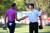 김성현(왼쪽)이 포티넷 챔피언십 최종라운드 동반라운드를 한 저스틴 토머스와 악수하고 있다. AFP=연합뉴스