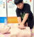 심장박동이 멈추고 숨을 쉬지 않는 사람에게 실시하는 심폐소생술(CPR)은 여러 상황에서 유용하게 쓰인다. 