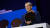 팻 겔싱어 인텔 최고경영자(CEO)가 19일(현지시간) 미국 캘리포니아 새너제이에서 열린 ‘인텔 이노베이션 2023’ 행사에서 300mm 웨이퍼 기반 최초의 실리콘 스핀 큐비트 디바이스(양자 기반 반도체) ‘터널 폴스’ 시제품을 공개하고 있다. 사진 인텔