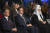 지난해 러시아 군 역사 학회 관련 기념 행사에서 블라디미르 푸틴 대통령의 연설을 듣고 있는 메딘스키(가운데) 보좌관. 왼쪽은 세르게이 나리쉬킨 해외정보국장, 오른쪽은 키릴 러시아 정교회 총대주교다. AP=연합뉴스