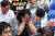 더불어민주당 이재명 대표 체포동의안이 가결된 21일 오후 서울 영등포구 국회 앞에서 이 대표 지지자들이 슬퍼하고 있다. 연합뉴스