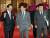 2005년 4월 당시 변양균 기획예산처 장관과 노무현 대통령이 청와대에서 대화를 나누며 이동하는 모습. 오른쪽은 김영주 당시 경제정책수석이다. [사진 사람사는세상노무현재단] 