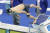 황선우(오른쪽)가 24일 항저우 아시안게임 남자 자유형 100m 결선 레이스에서 힘차게 스타트를 끊고 있다. 뉴스1 