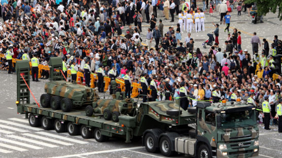 오늘 10년 만에 국군의날 시가행진…서울 도심 교통통제