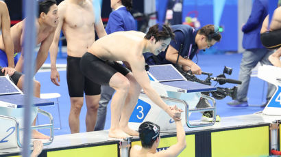 "한국 수영, 이제 아시아 2등이다"…혼계영 대표팀, 한국 新으로 값진 은메달