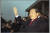 1997년 12월 19일 김대중 대통령 당선인이 국회 본관 앞에서 열린 환영행사에 참석해 손을 흔들고 있다. 그의 당선은 40년 만의 권력 서천을 의미하는 역사적 사건이었다. 중앙포토