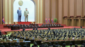 北 '핵무력정책' 헌법화…김정은 "강위력한 정치적 무기 마련"