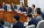 국민의힘 의원들이 지난달 26일 국회에서 열린 원내대책회의에 참석했다. 연합뉴스