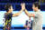 지난 1일 중국과의 8강전에서 2-0 승리를 거둔 뒤 기뻐하는 축구대표팀 황선홍 감독(오른쪽)과 이강인 선수. 한국은 4일 오후 9시 우즈베키스탄과 결승 진출을 놓고 맞대결을 펼친다. [뉴스1]